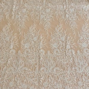 Dantela cu Model Floral, cu Margele si Paiete