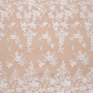 Dantela cu Model Floral, cu Perle Sidefate si Paiete