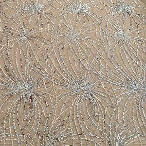 Dantela Couture Argintie cu Tulle Nude cu Model Geometric, cu Perle, Margele si Paiete