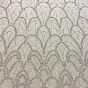 Dantela Couture Argintie cu Model Geometric, cu Perle, Margele si Paiete