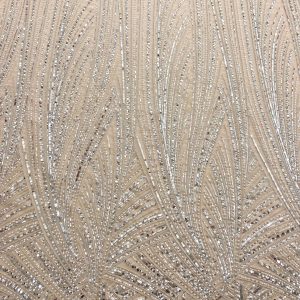 Dantela Couture Argintie cu Model Liniar, cu Perle, Margele si Paiete