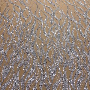Dantela Couture Argintie cu Tulle Nude cu Siraguri, Margele si Paiete